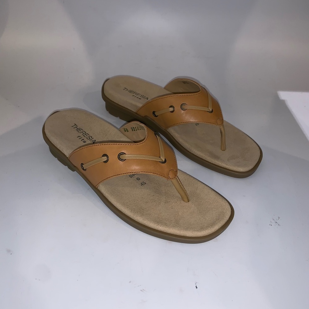 Theresia M. Orthopedic Sandal